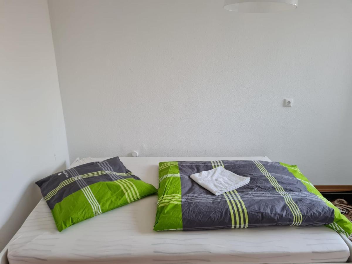 Ruhige Und Erholsame Wohnung Mit Balkon Гёттинген Экстерьер фото