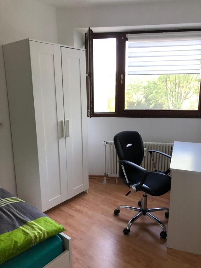 Ruhige Und Erholsame Wohnung Mit Balkon Гёттинген Экстерьер фото
